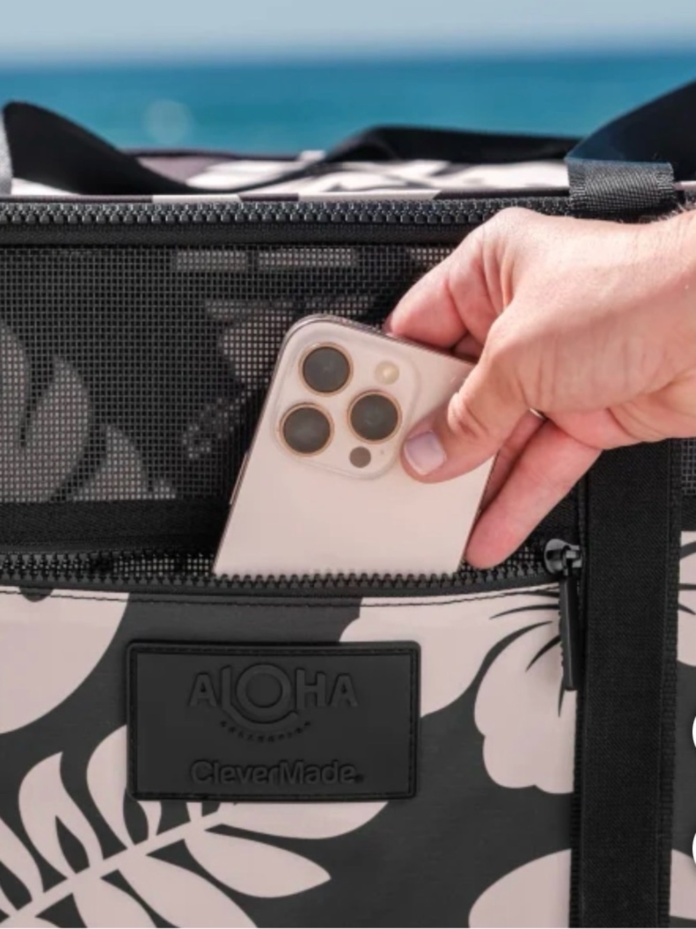 *For vanceposh* 2 Black Aloha collection collapsible tote bags - Picture 4 of 5
